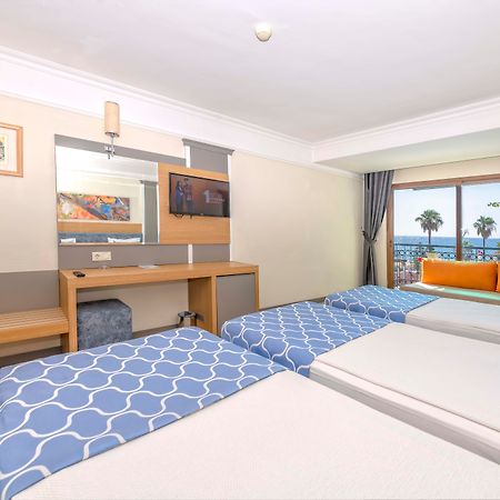 Labada Beach Hotel Camyuva Bagian luar foto