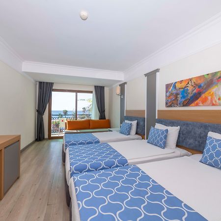 Labada Beach Hotel Camyuva Bagian luar foto