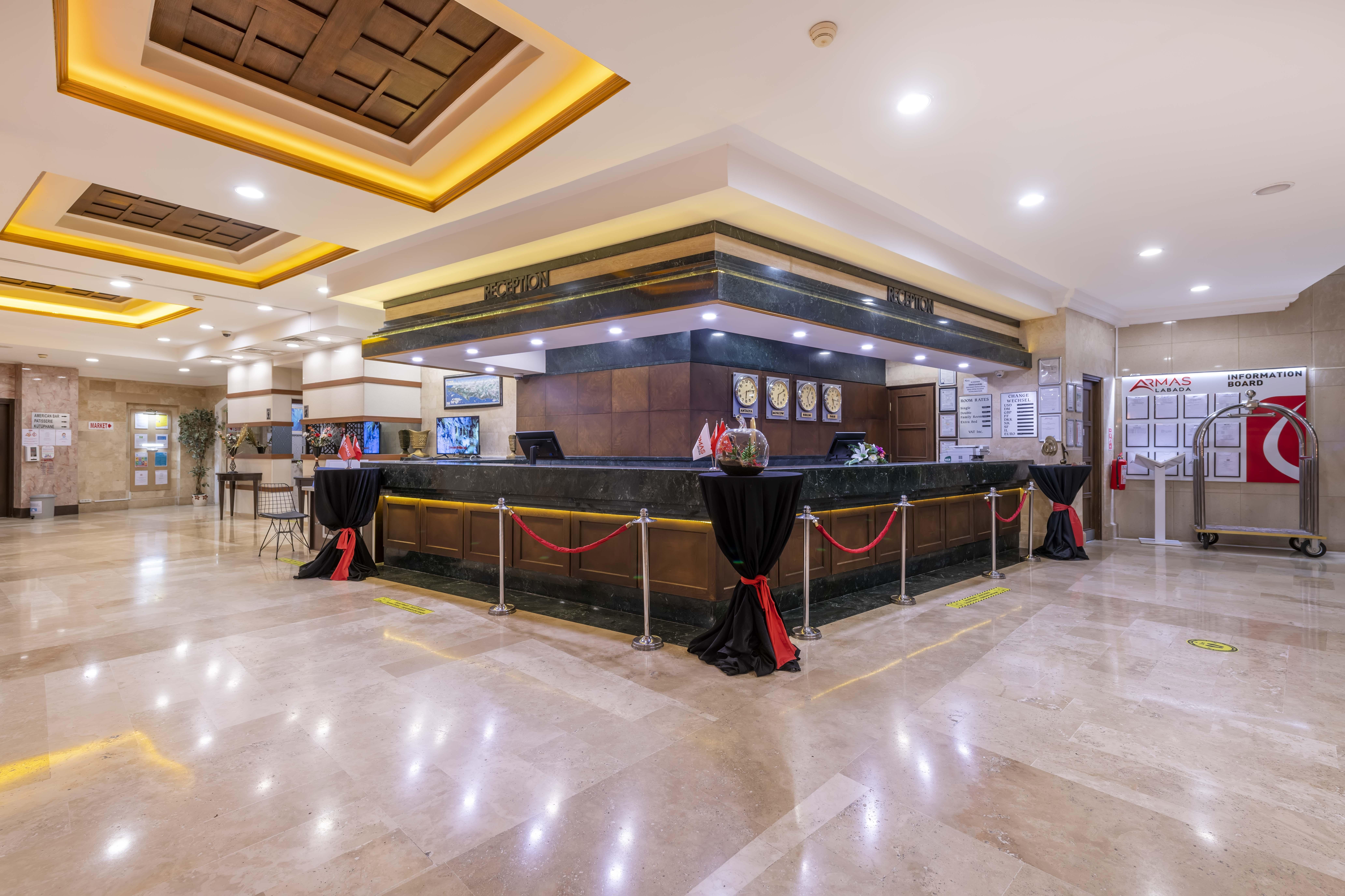 Labada Beach Hotel Camyuva Bagian luar foto