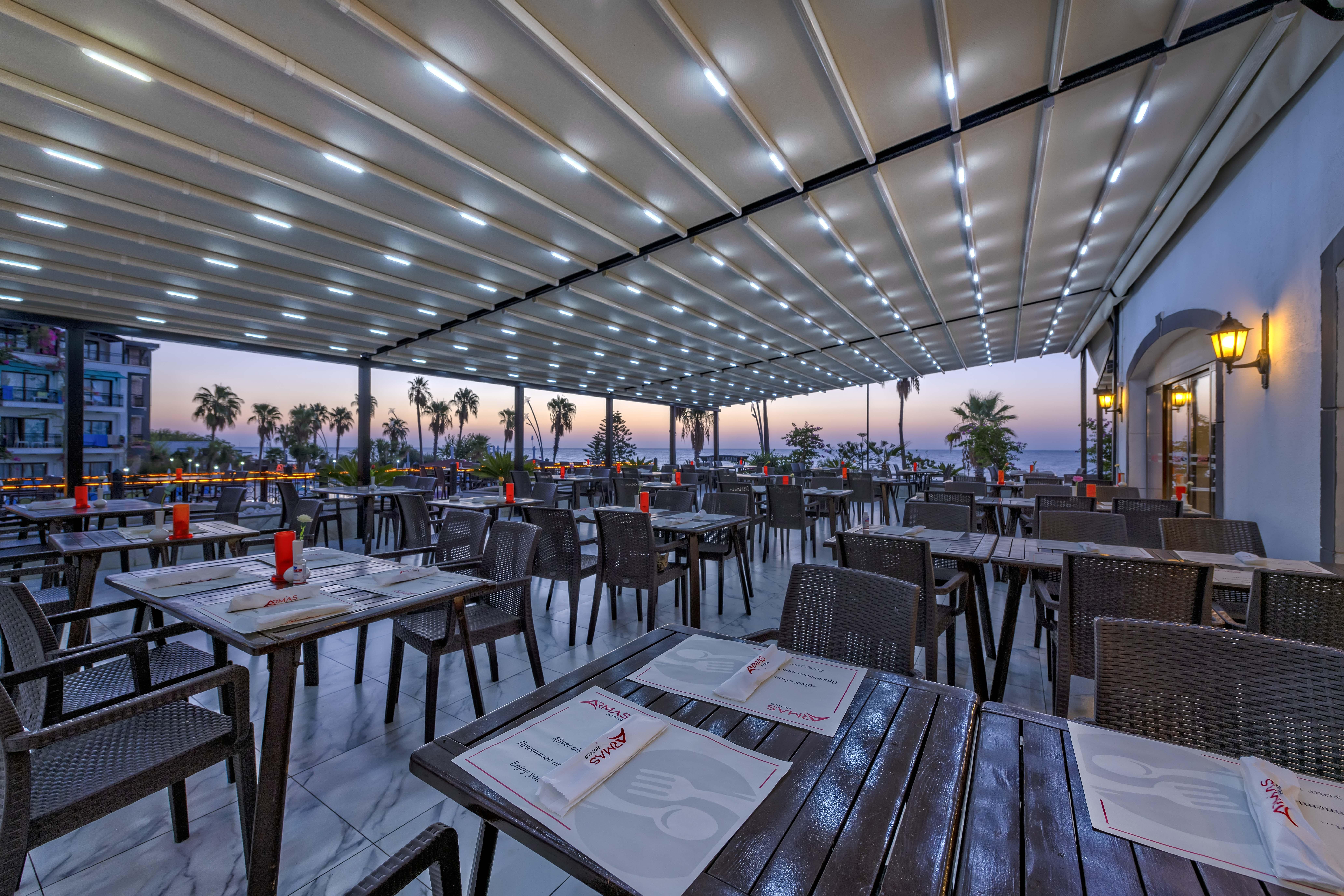 Labada Beach Hotel Camyuva Bagian luar foto