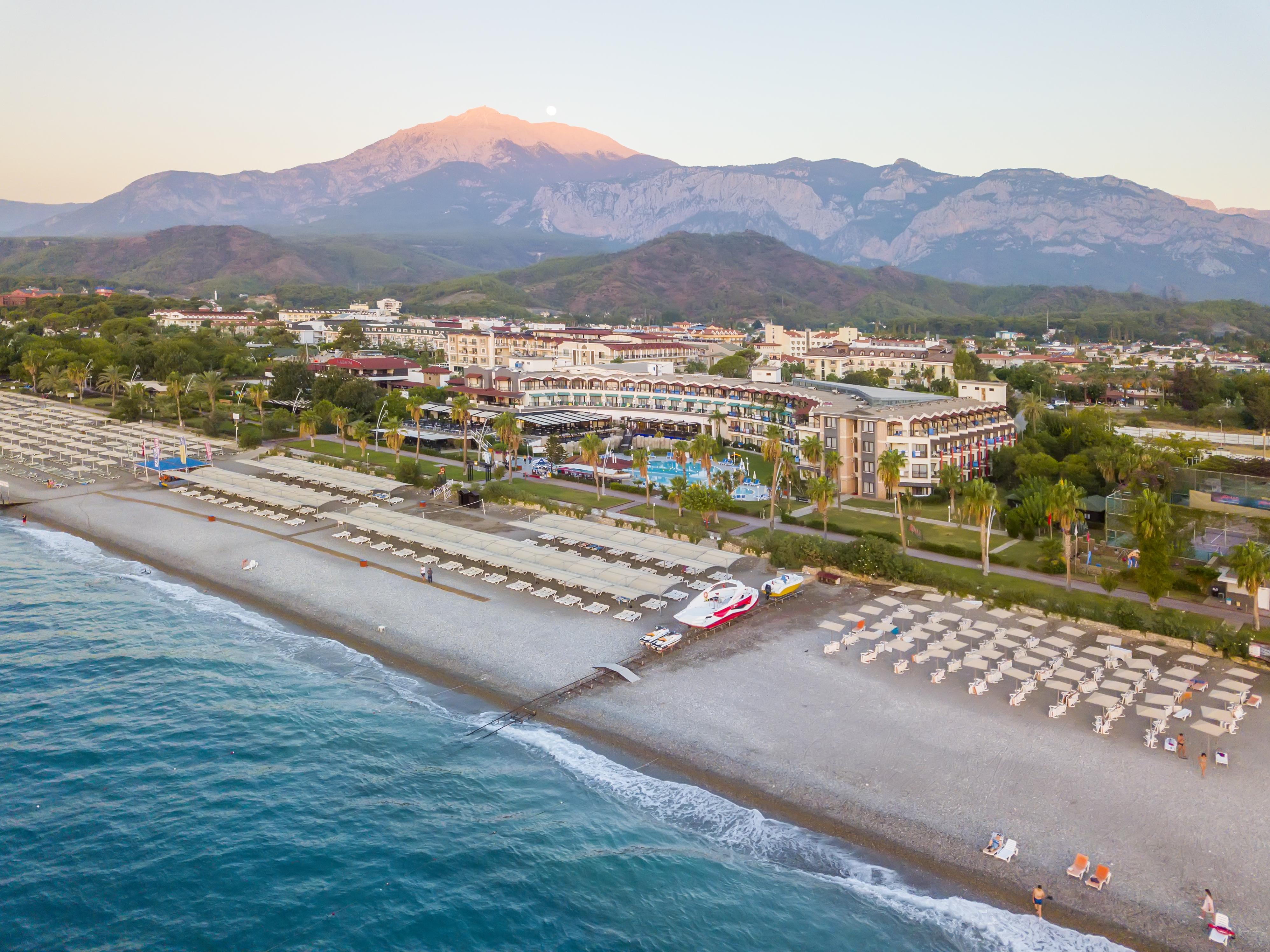 Labada Beach Hotel Camyuva Bagian luar foto