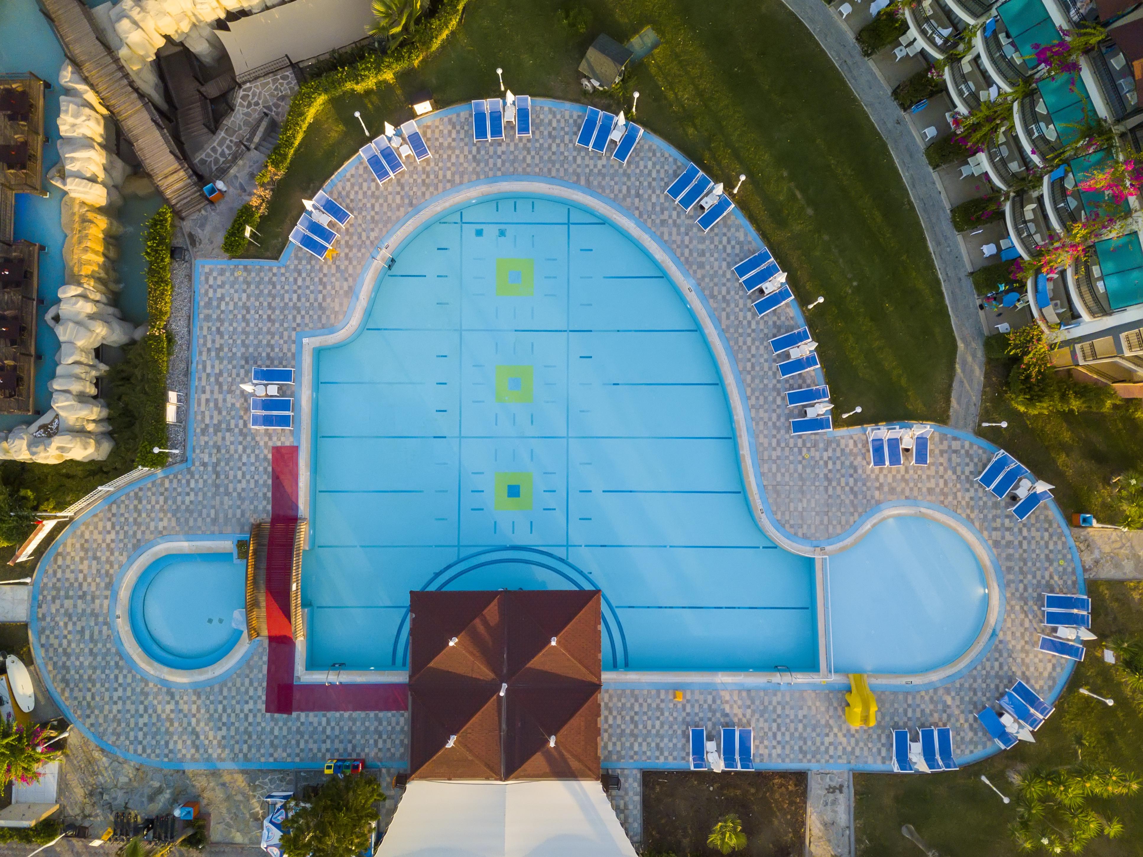 Labada Beach Hotel Camyuva Bagian luar foto